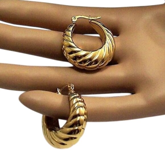 24K Gold Plated Rib Lined Hoop Pierced Post Earrings 32mm Long Thick Band - Picture 8 of 12